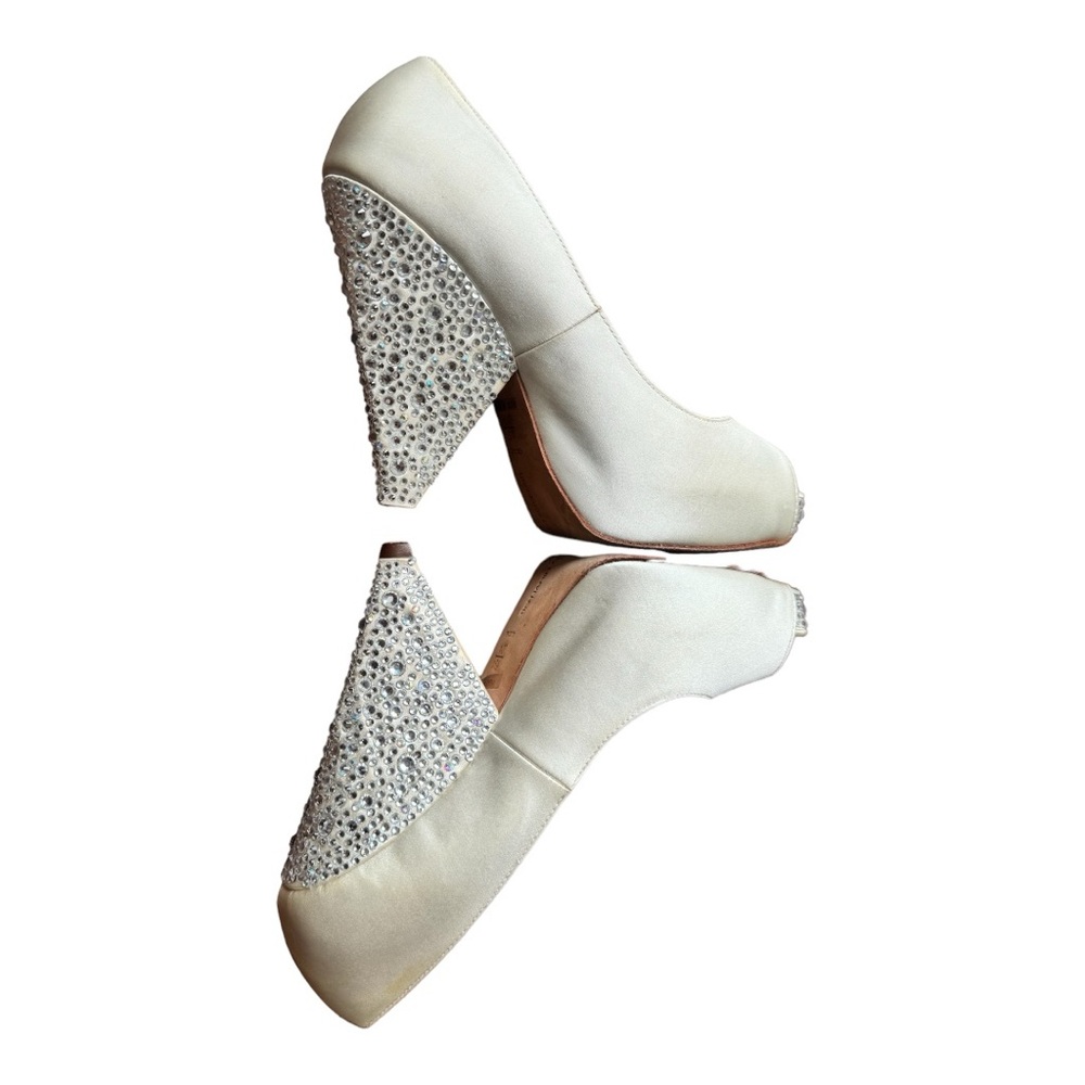 Benjamin Adams London Ivory Size 36.5M - Picture 6 of 10